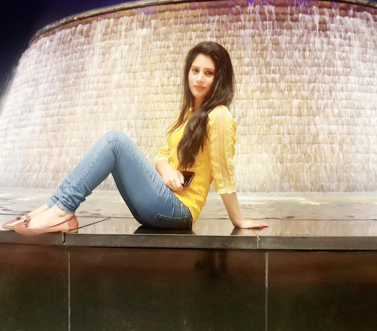 Escorts Abu Dhabi, United Arab Emirates Kaif Pakistani Girl