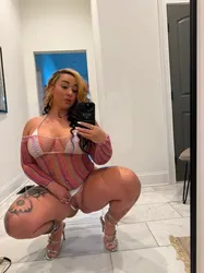 Escorts Mississauga, Ontario Sofia Camila