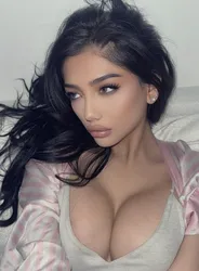 Escorts Manhattan, New York KYLIE