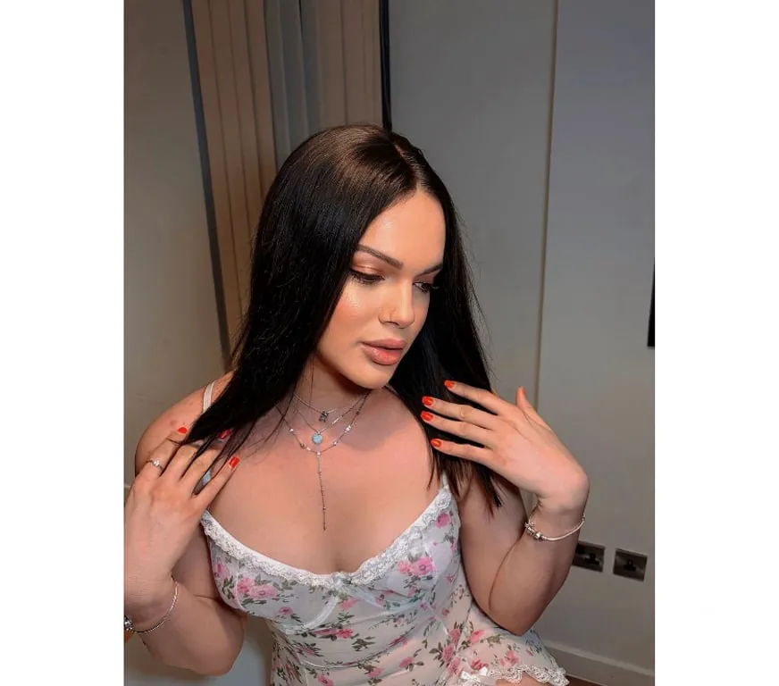 Escorts Sheffield, England Ts Bruna hot brasilian 🇧🇷🇧🇷🔥
