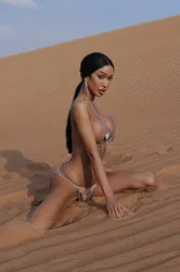 Escorts Dubai, United Arab Emirates Ts_Liona Thai hot cock top bottom for yo