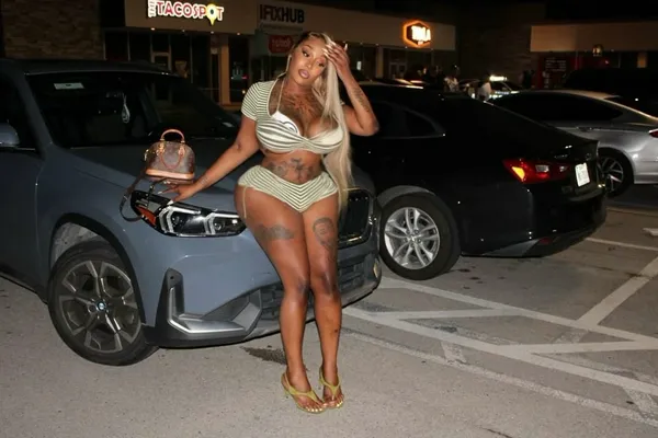 Escorts Anaheim, California PARTY  GIRL DIOR