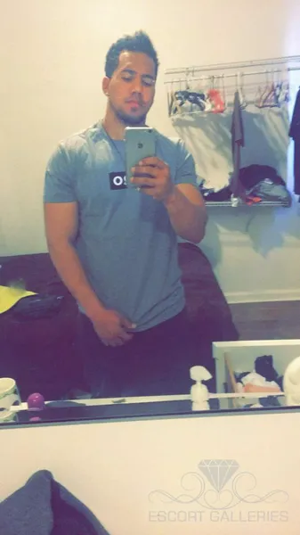 Escorts Philadelphia, Pennsylvania Carlos