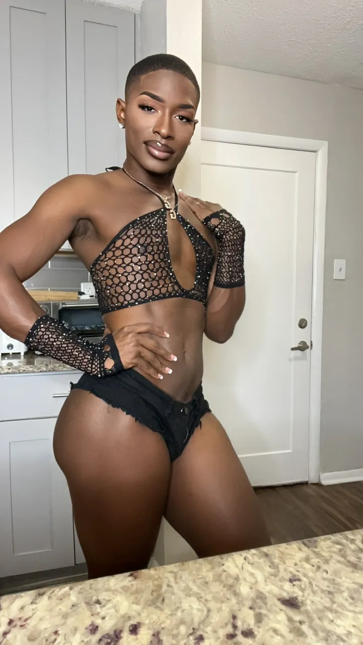 Escorts Alexandria, Virginia Genesisgorgeous