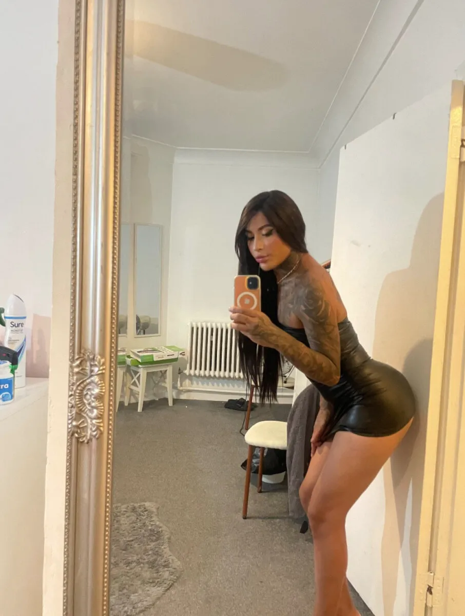 Escorts Romford, England Mia Pacheco
