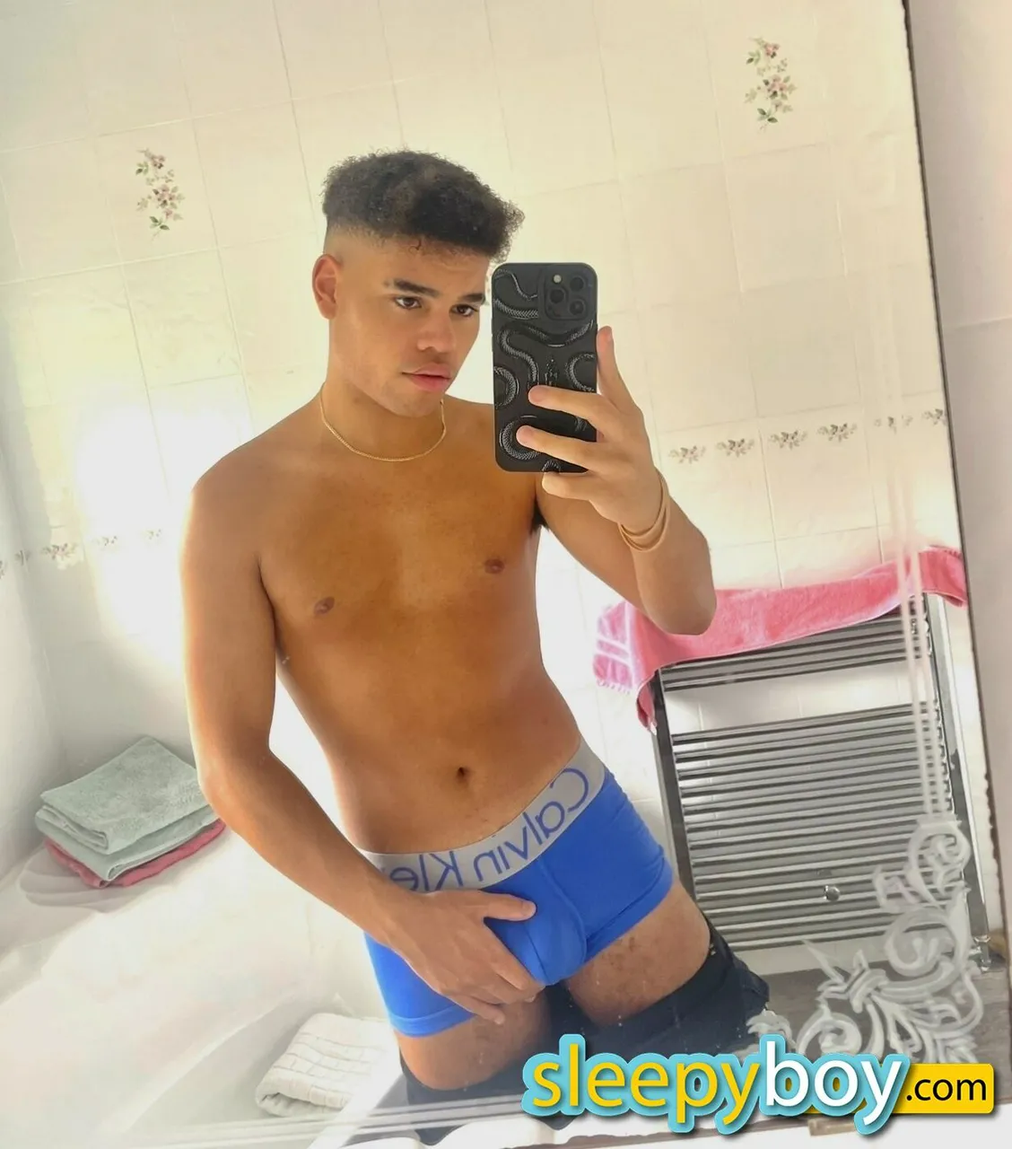 Escorts Leeds, England Jay,  21yrs 
								Leeds, UK - YorkshireHumber