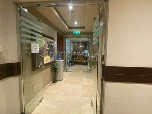 Massage Parlors Abu Dhabi, United Arab Emirates Cristal Spa