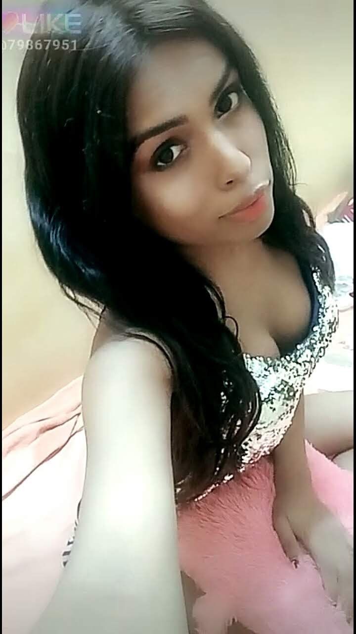 Escorts Noida, India Alina