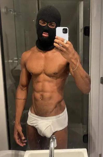 Escorts London, England YOURMACHO