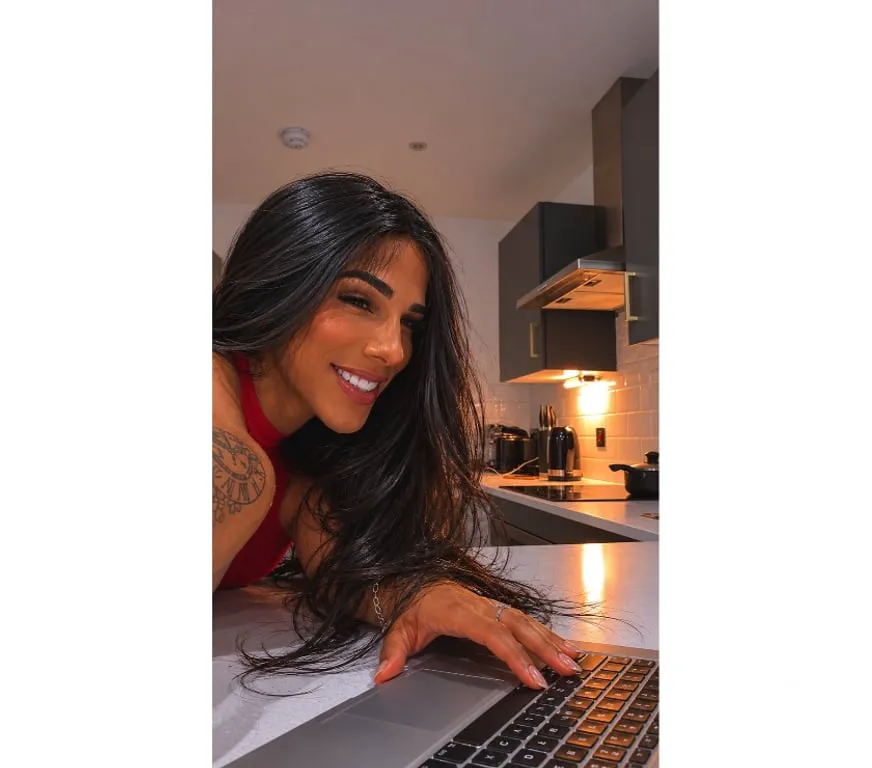 Escorts Bournemouth, England Scarlett Brazilian 🇧🇷 🔥100 REAL😋🥂