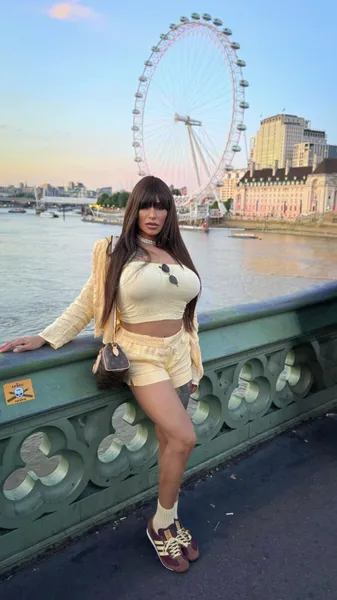 Escorts Edinburgh, Scotland Juliana Brazil