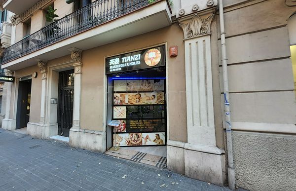 Massage Parlors Barcelona, Spain Tianzi Messatge Ungles