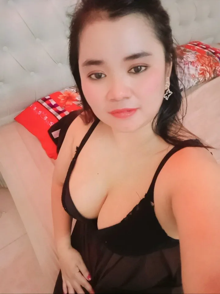 Escorts Dammam, Saudi Arabia Priyanka