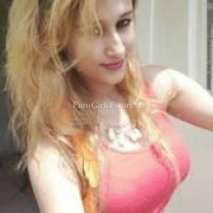 Escorts Ahmedabad, India Anu