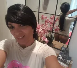 Escorts Brixton TS Angel in Brixton expert masseuse PARTY PARTY