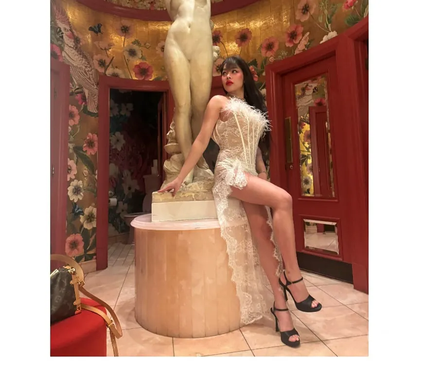Escorts Nottingham, England TS ThaiCharm ladyboy Shower&massage in Nottingham