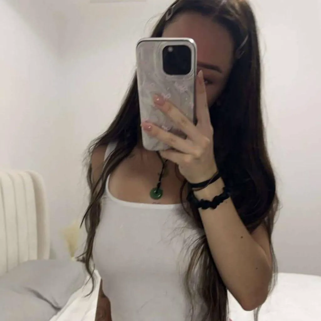 Escorts Thunder Bay, Ontario Jessica | Halloween Special! Cute & hornyyy y/o