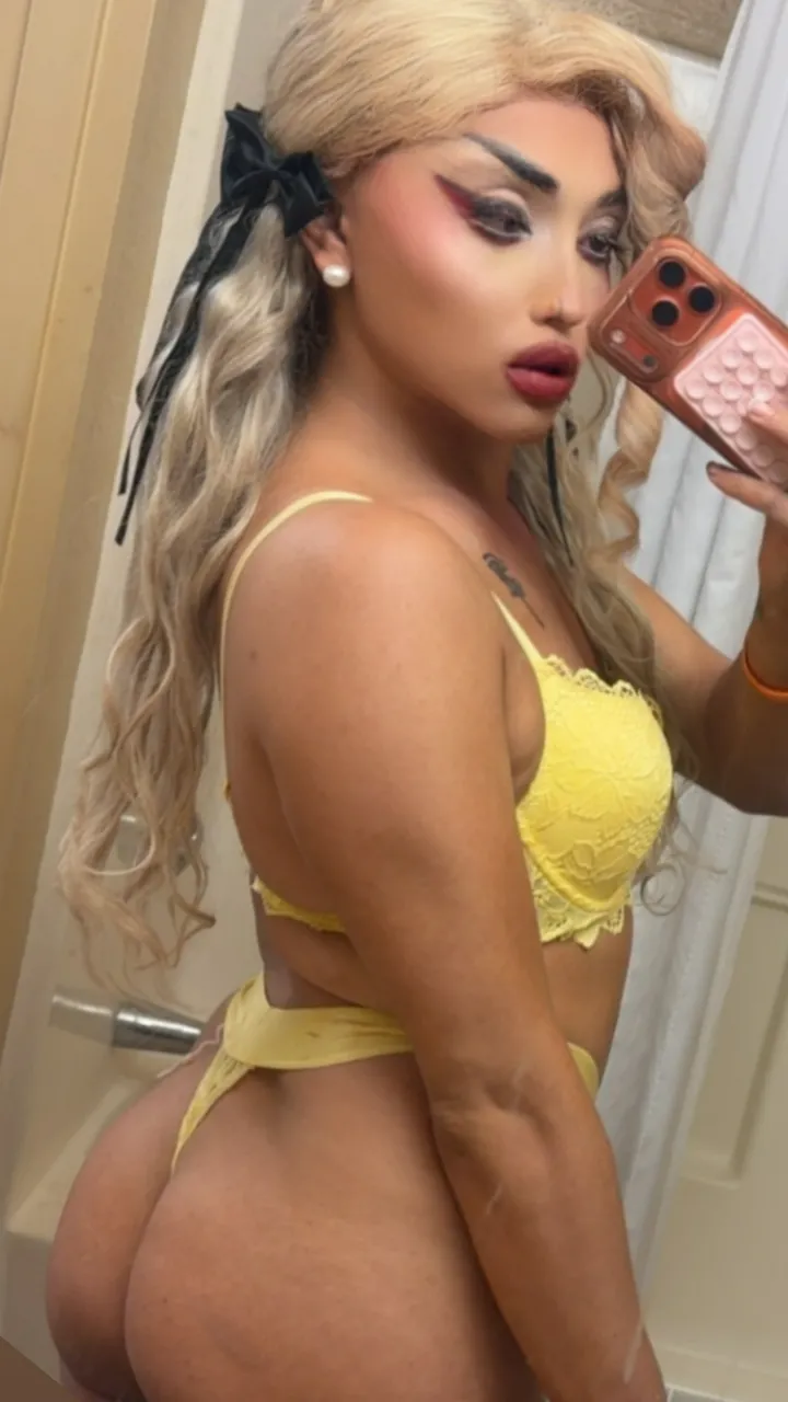 Escorts Orlando, Florida 21 y/o College Freak