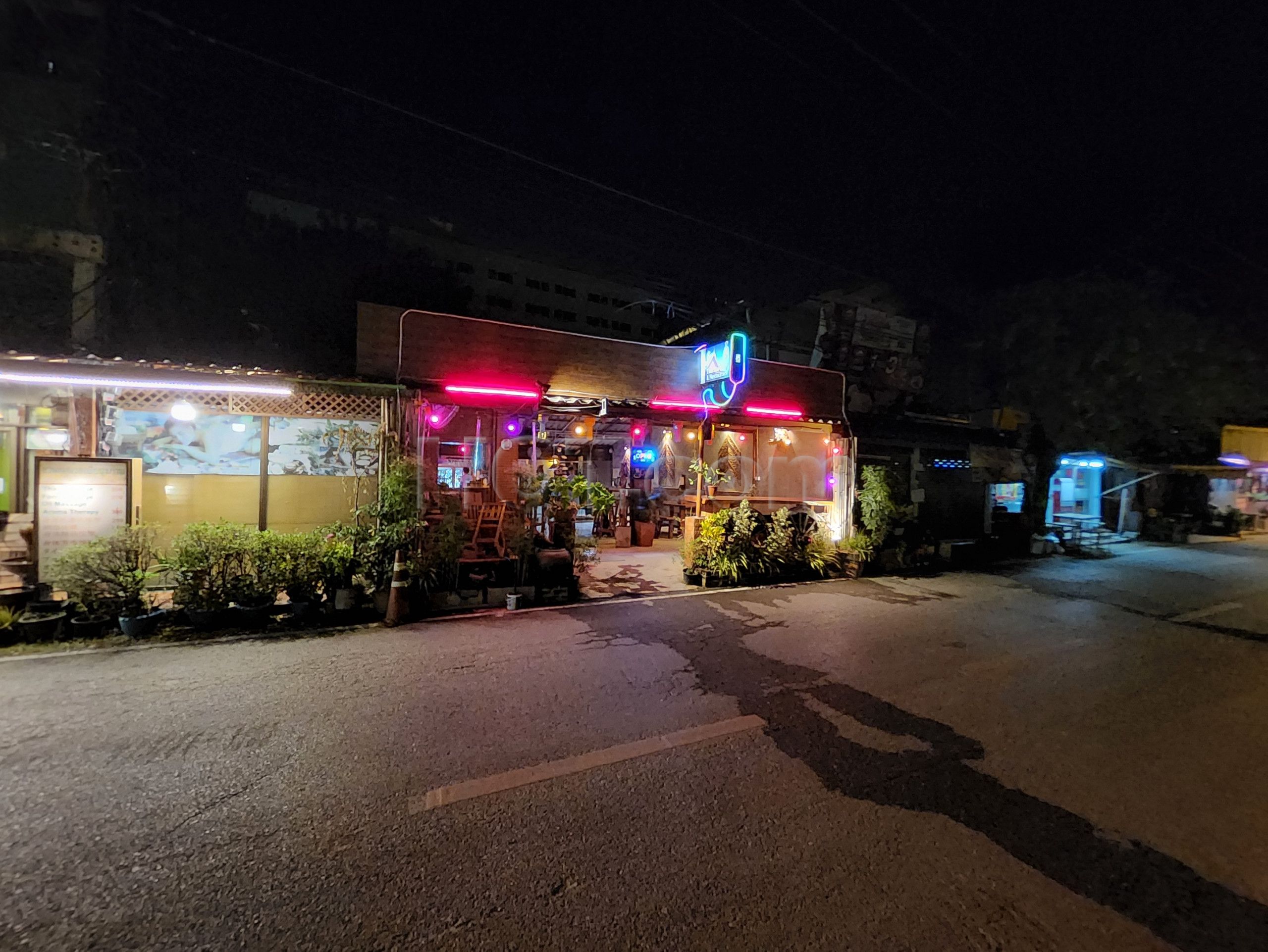 Chiang Mai, Thailand Thai Bar & Restaurant