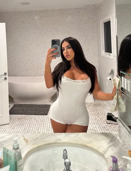 Escorts Prince Albert, Saskatchewan Melissa