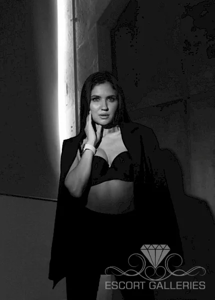 Escorts The Hague, Netherlands LINDA