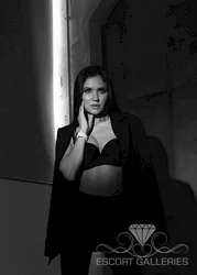 Escorts The Hague, Netherlands LINDA