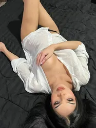 Escorts Honolulu, Hawaii Kiss me kiss me