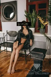 Escorts Dusseldorf, Germany Claudia