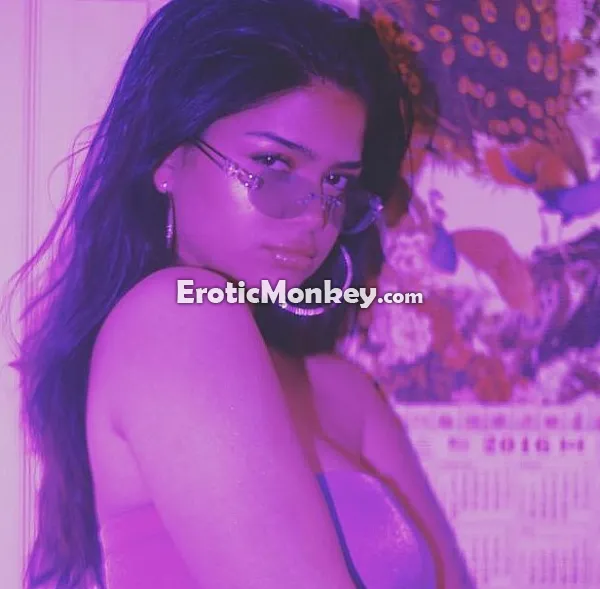 Escorts Minneapolis, Minnesota Yasmin