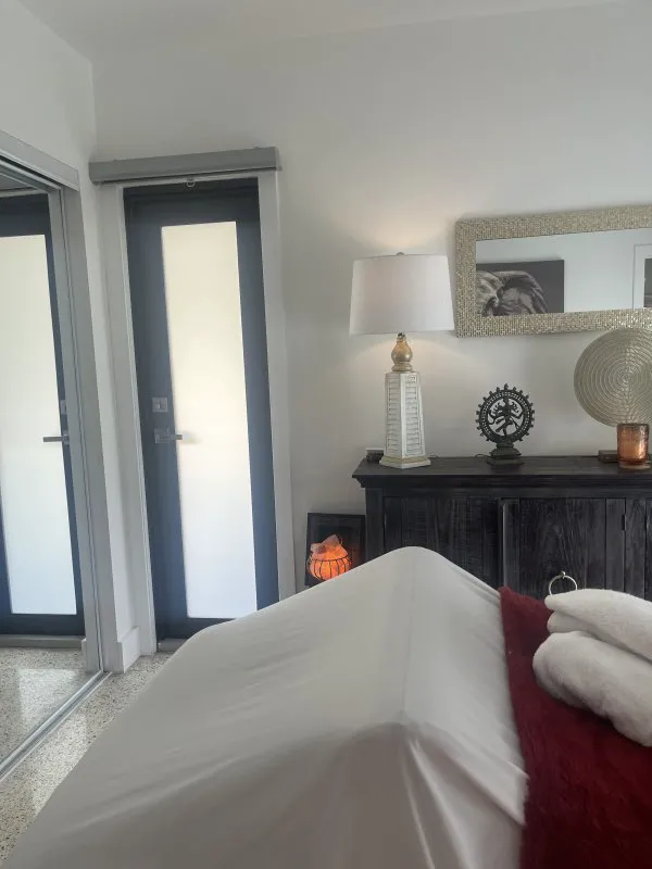 Body Rubs Miami, Florida Helen | 🙏 MASSAGES THAT RELIEVE, TOUCHES HEAL