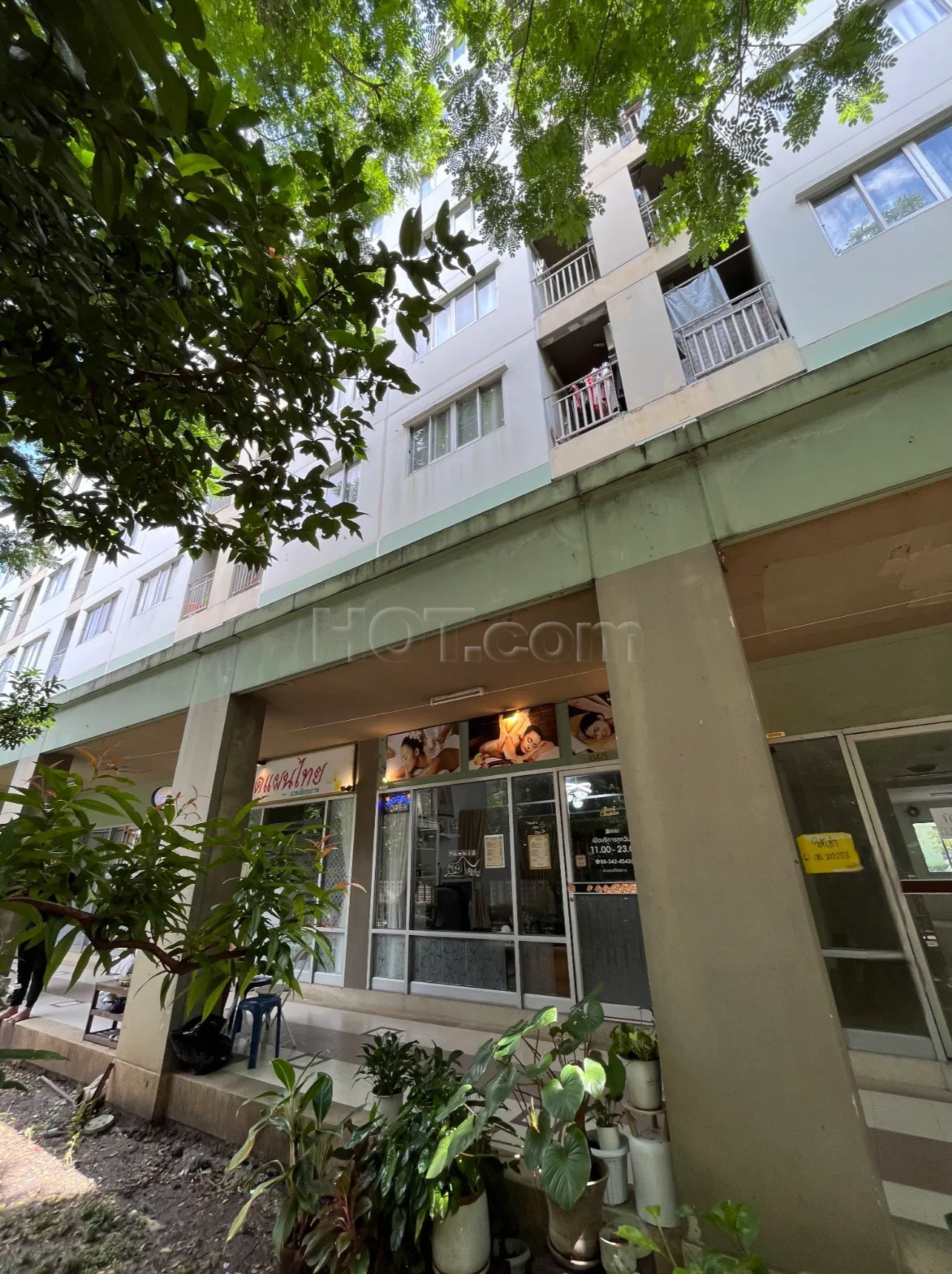 Bangkok, Thailand Ban Nut Massage