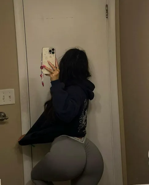 Escort girls in Wilmington