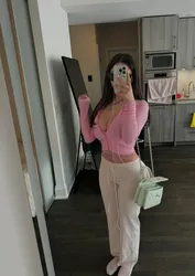 Escorts Calgary, Alberta Anita