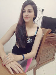 Escorts Abu Dhabi, United Arab Emirates Kritika Indian Girl