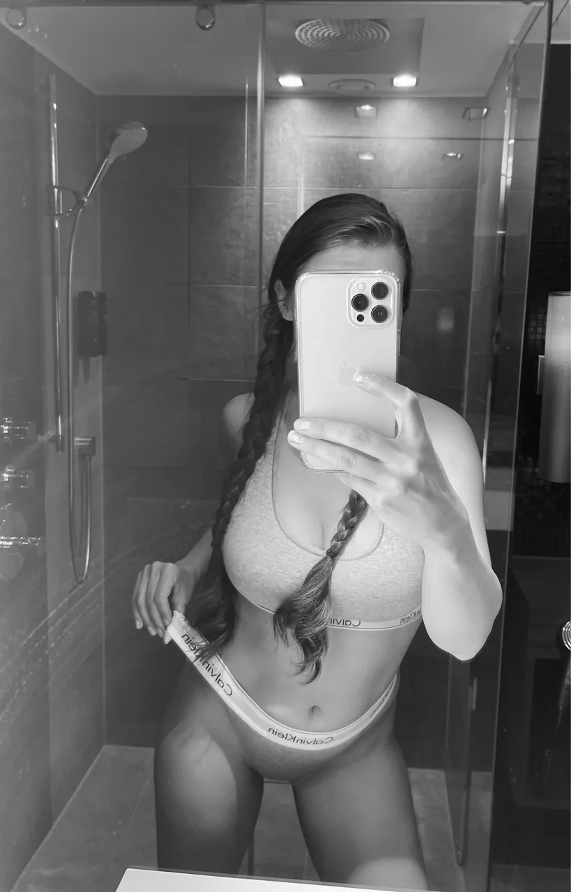 Escorts Frankfurt am Main, Germany AnastasiaEscortGirl