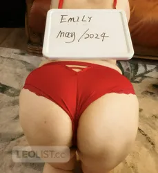 Escorts Longueuil, Quebec Full GFE service 120hh with cute Emily