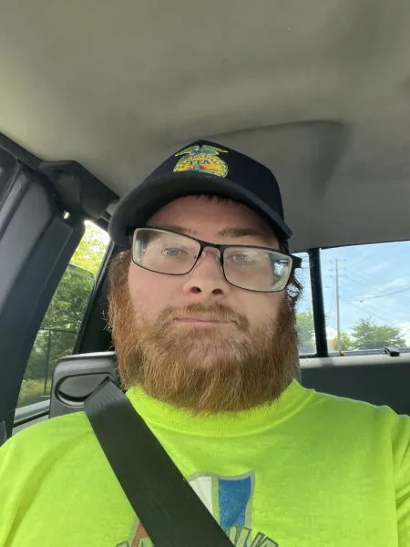 Escorts Asheville, North Carolina HairyDaddy_NC