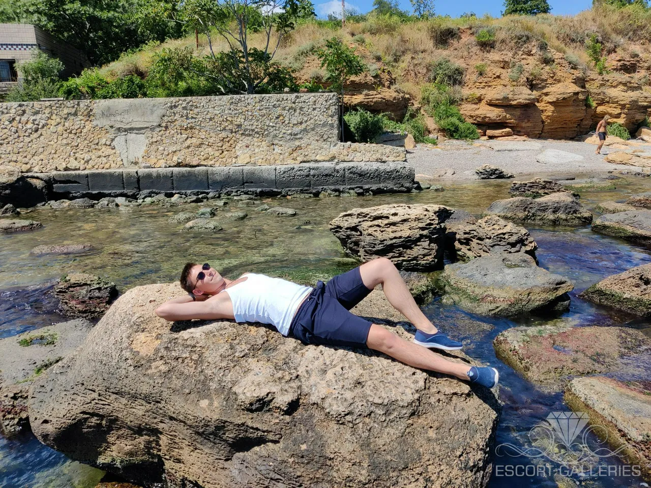 Escorts Kharkiv, Ukraine BearWolf