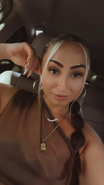 Escorts Tacoma, Washington Elena Mae