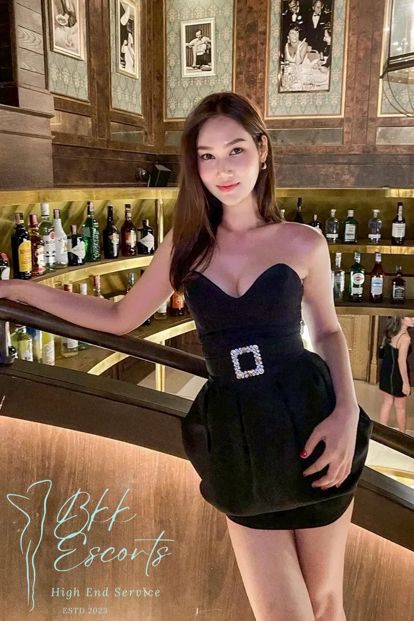 Escorts Bangkok, Thailand Carrera