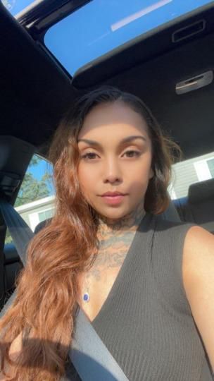 Escorts Salina, Kansas Reina