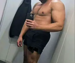 Escorts Sydney, Australia DOMTOPBEAST