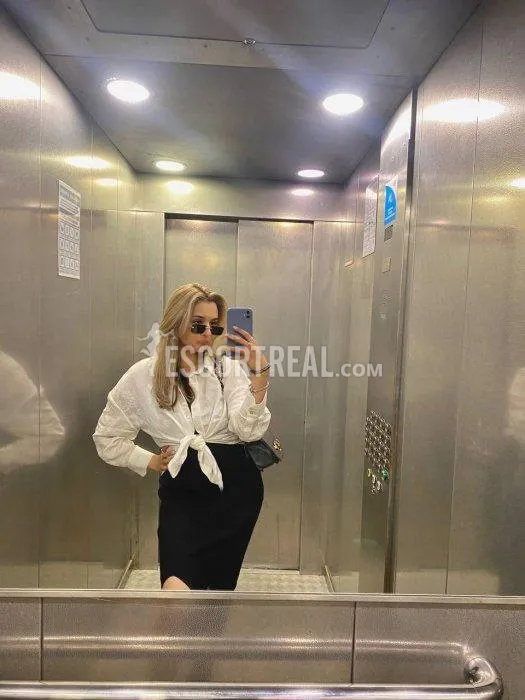 Escorts Amsterdam, Netherlands (Ria Anne,  agency Escort Amsterdam)