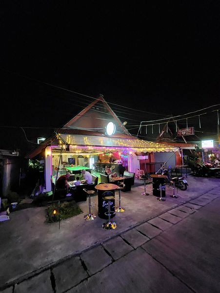 Beer Bar / Go-Go Bar Ko Samui, Thailand Sunrise Lounge