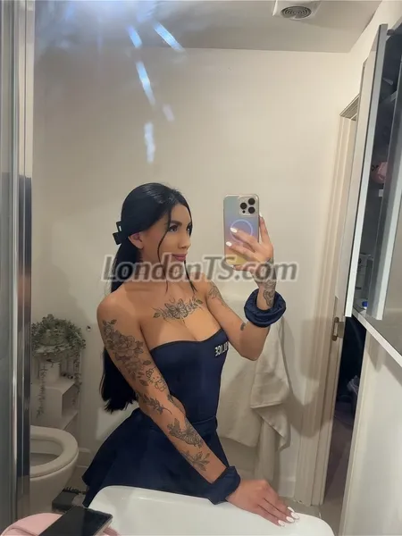 Escorts London, England TS Paula